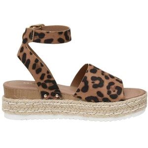 cushionaire sandals leopard